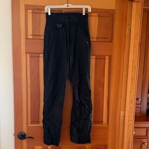 Women’s Black Ski Pants - Classic Fit